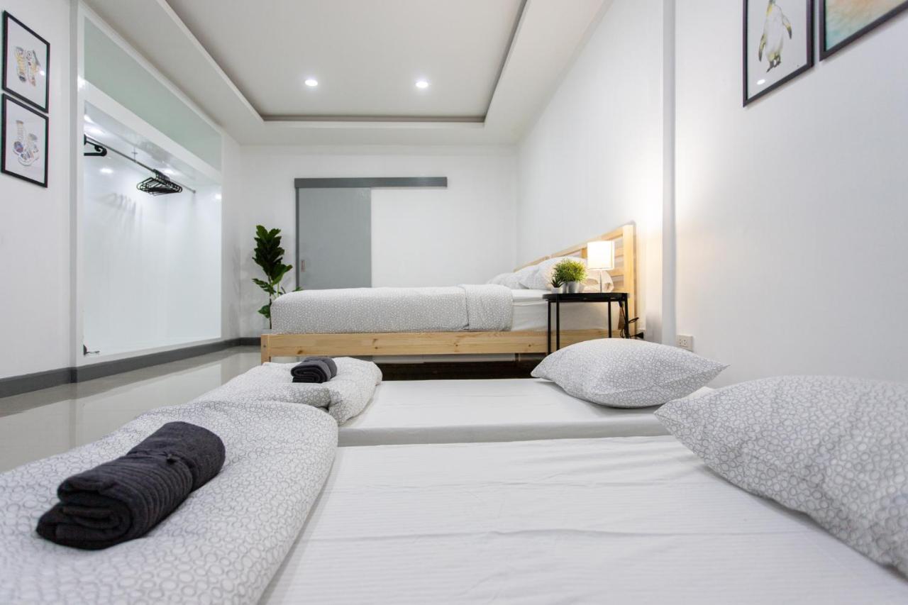 Ferienwohnung P3 Silom Large 2beds full kitchen WIFI 4-6pax Bangkok Exterior foto
